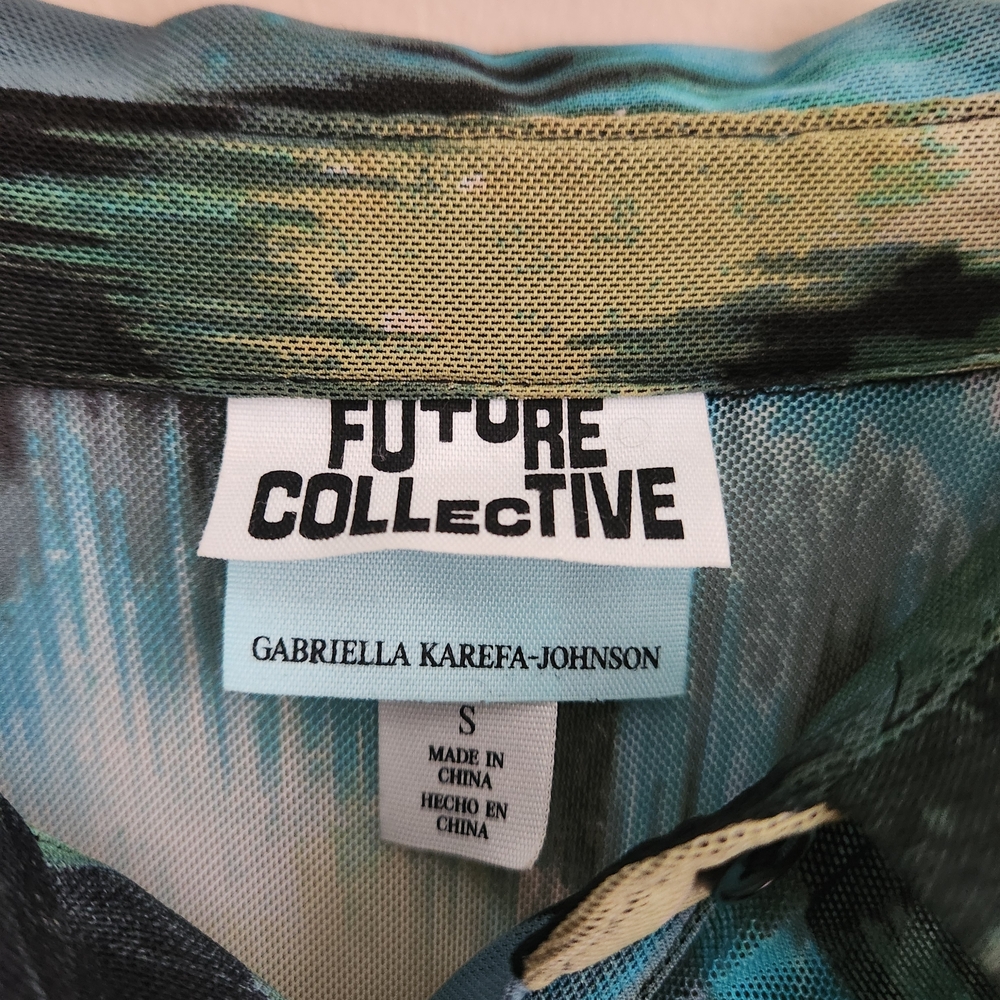 Future Collective‎ Gabriella Karefa Johnson Abstract Print Mesh Ruched Button Up - Picture 4 of 11